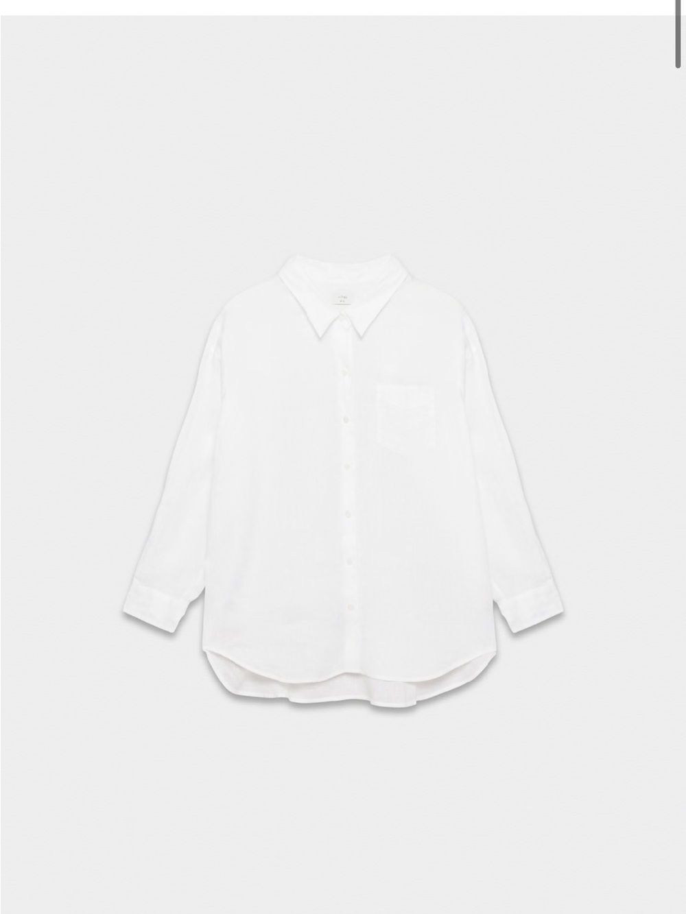 Aritzia White Button-Down Collared Shirt